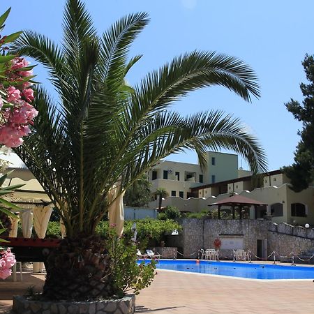 Hotel Club Bellavista Vieste Buitenkant foto
