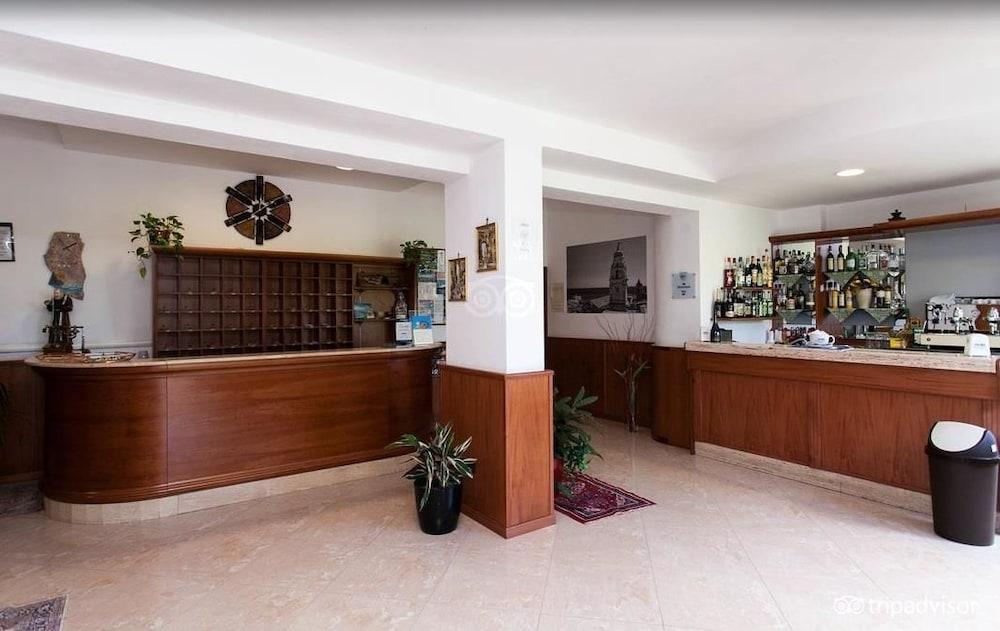 Hotel Club Bellavista Vieste Buitenkant foto
