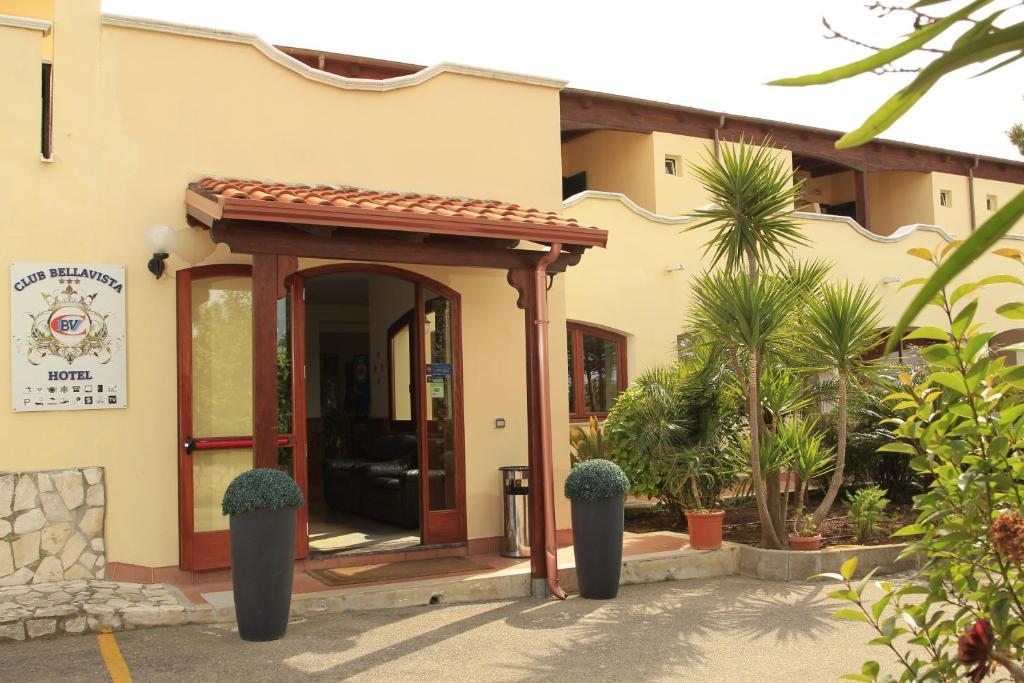 Hotel Club Bellavista Vieste Buitenkant foto
