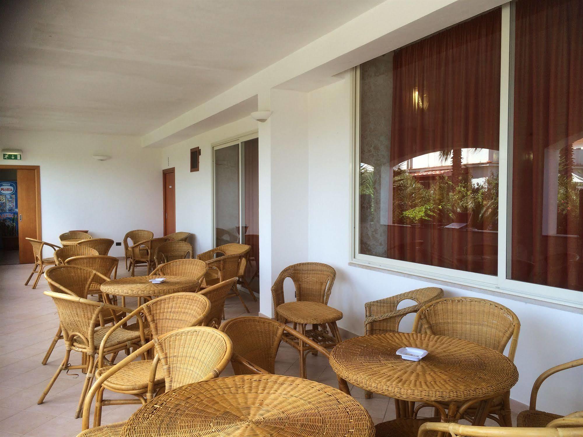 Hotel Club Bellavista Vieste Buitenkant foto